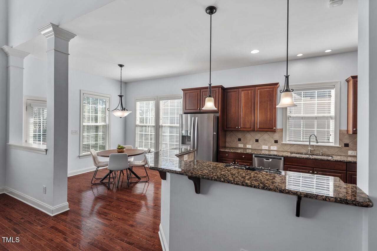 Durham, North Carolina 27707, United States, 4 Bedrooms Bedrooms, ,4 BathroomsBathrooms,Residential,Pending,82346