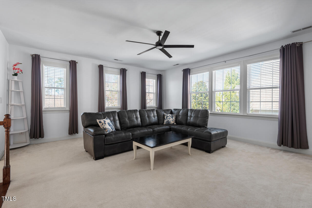 Durham, North Carolina 27707, United States, 4 Bedrooms Bedrooms, ,4 BathroomsBathrooms,Residential,Pending,82346