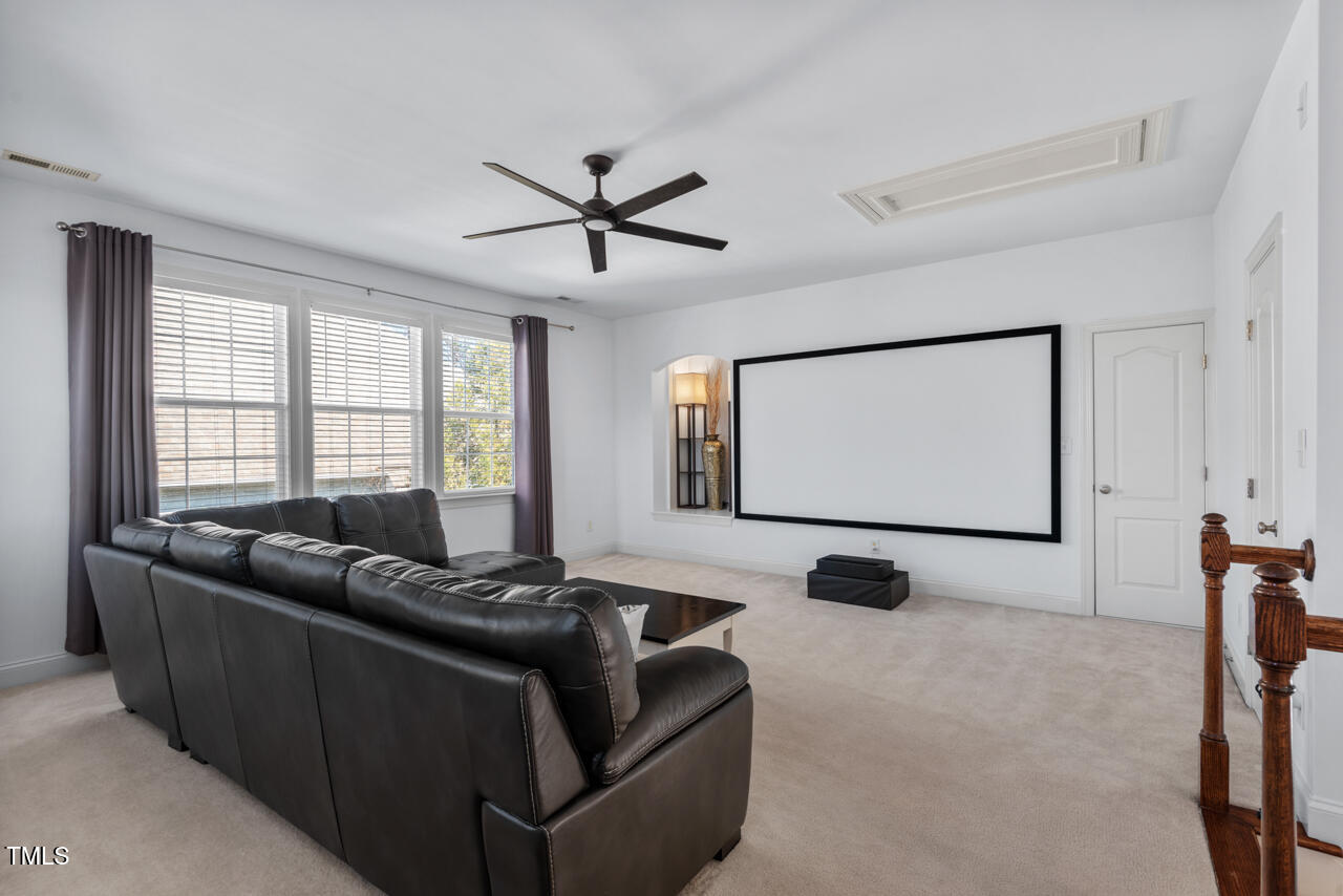 Durham, North Carolina 27707, United States, 4 Bedrooms Bedrooms, ,4 BathroomsBathrooms,Residential,Pending,82346