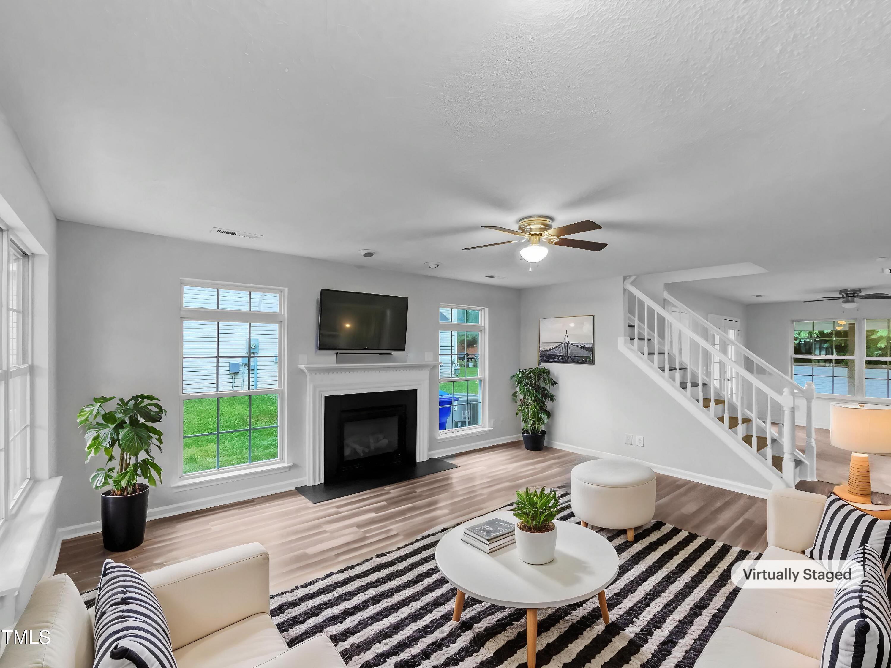 1216 Briarwood Drive