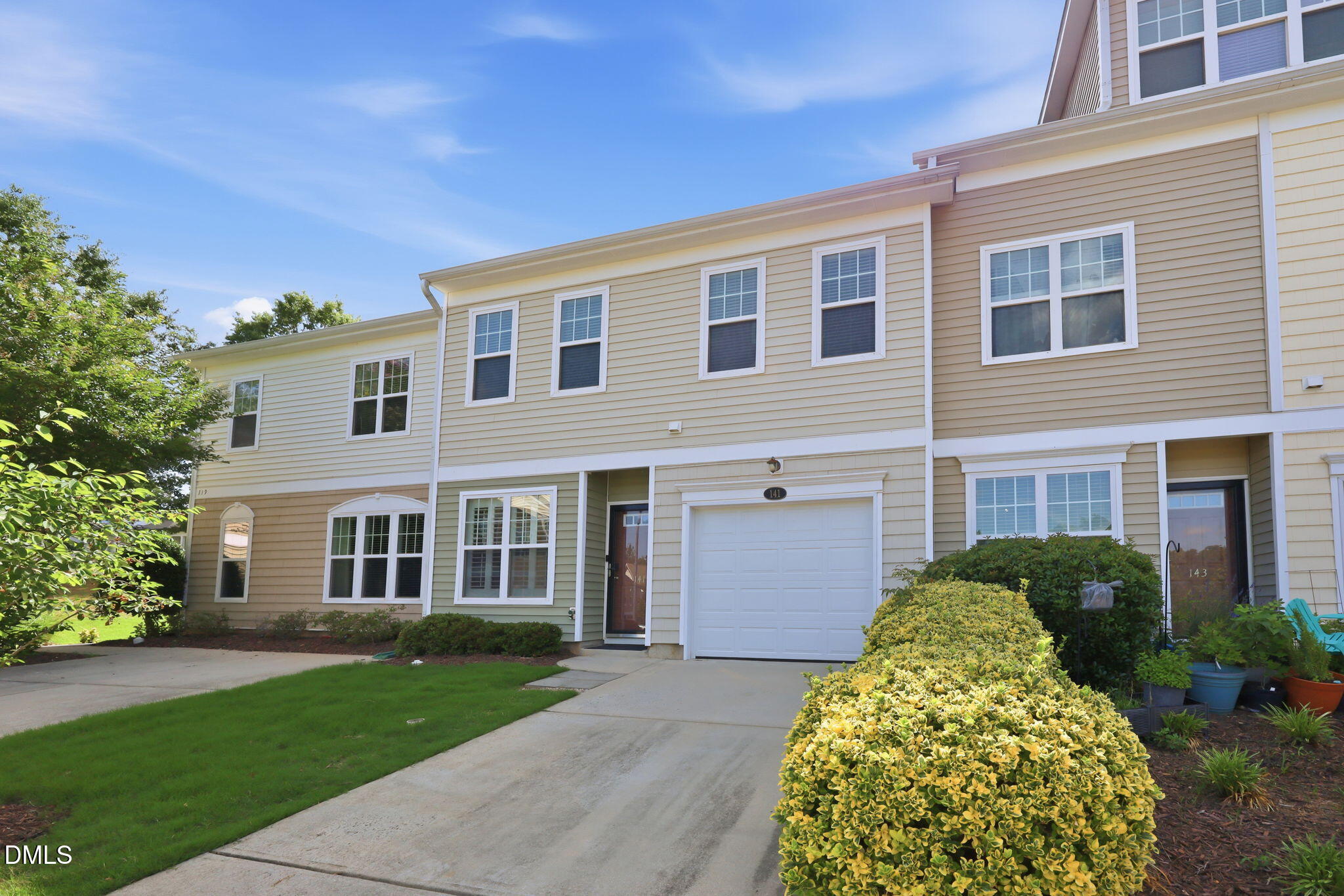 141 Deacon Ridge Street