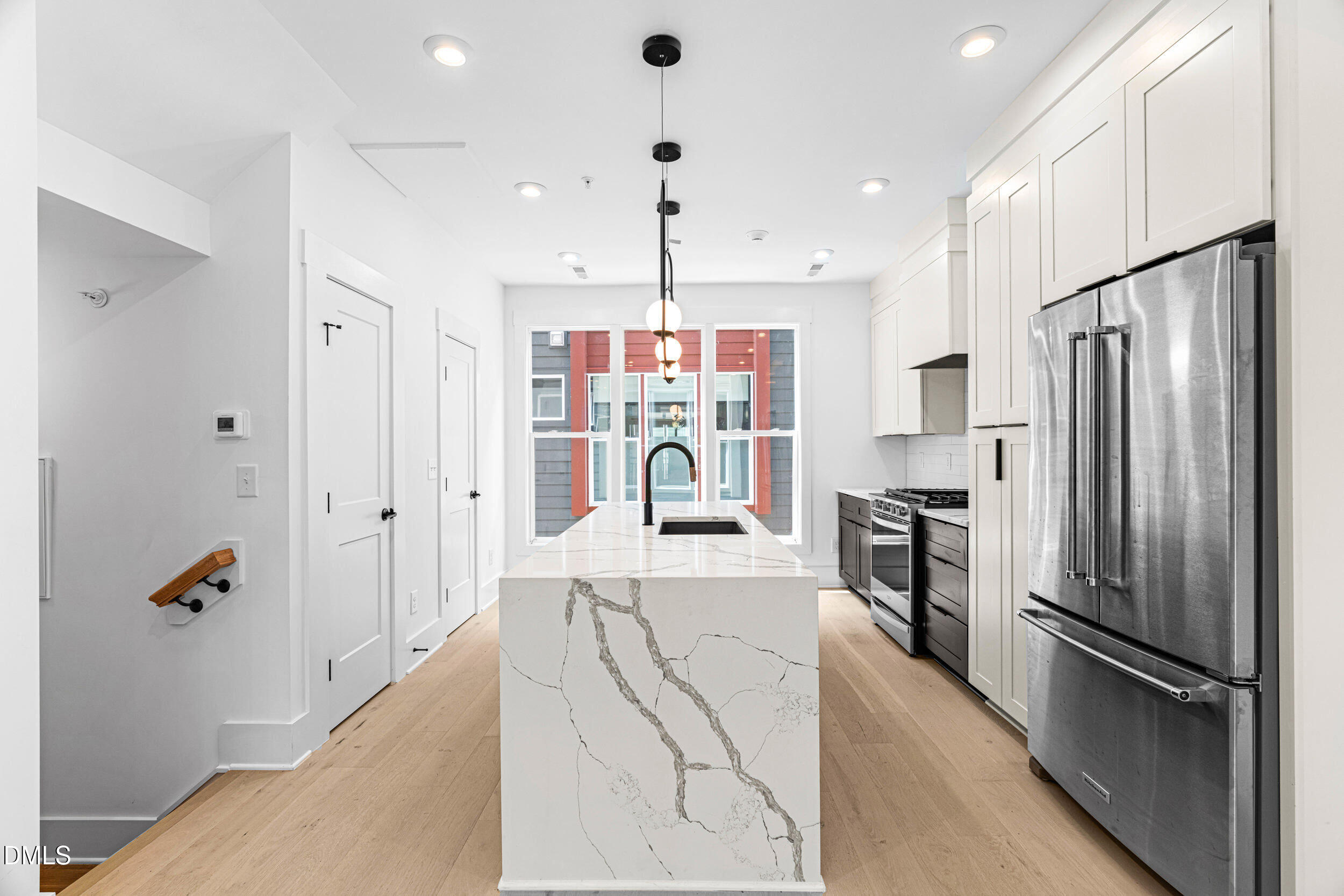 10 Seawell Avenue 102