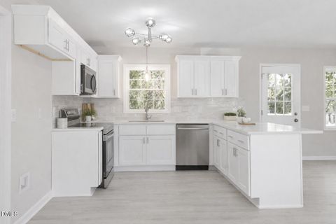 8 Bair Circle Durham NC 27704