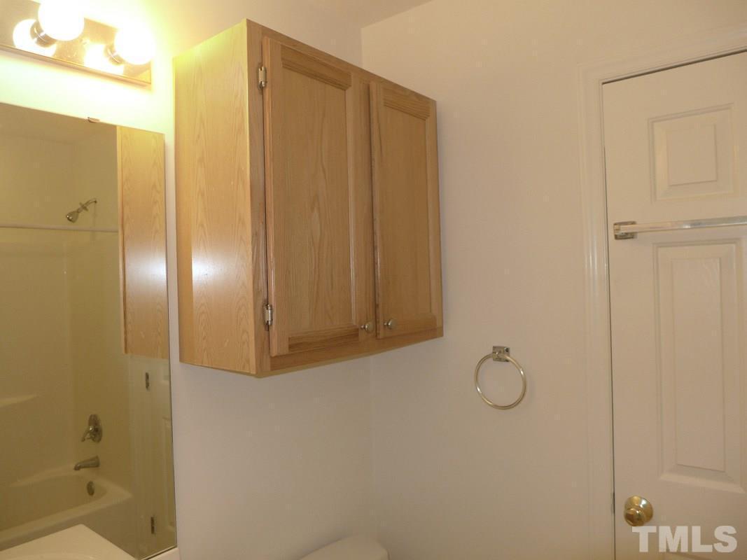 400-B W Poplar Avenue