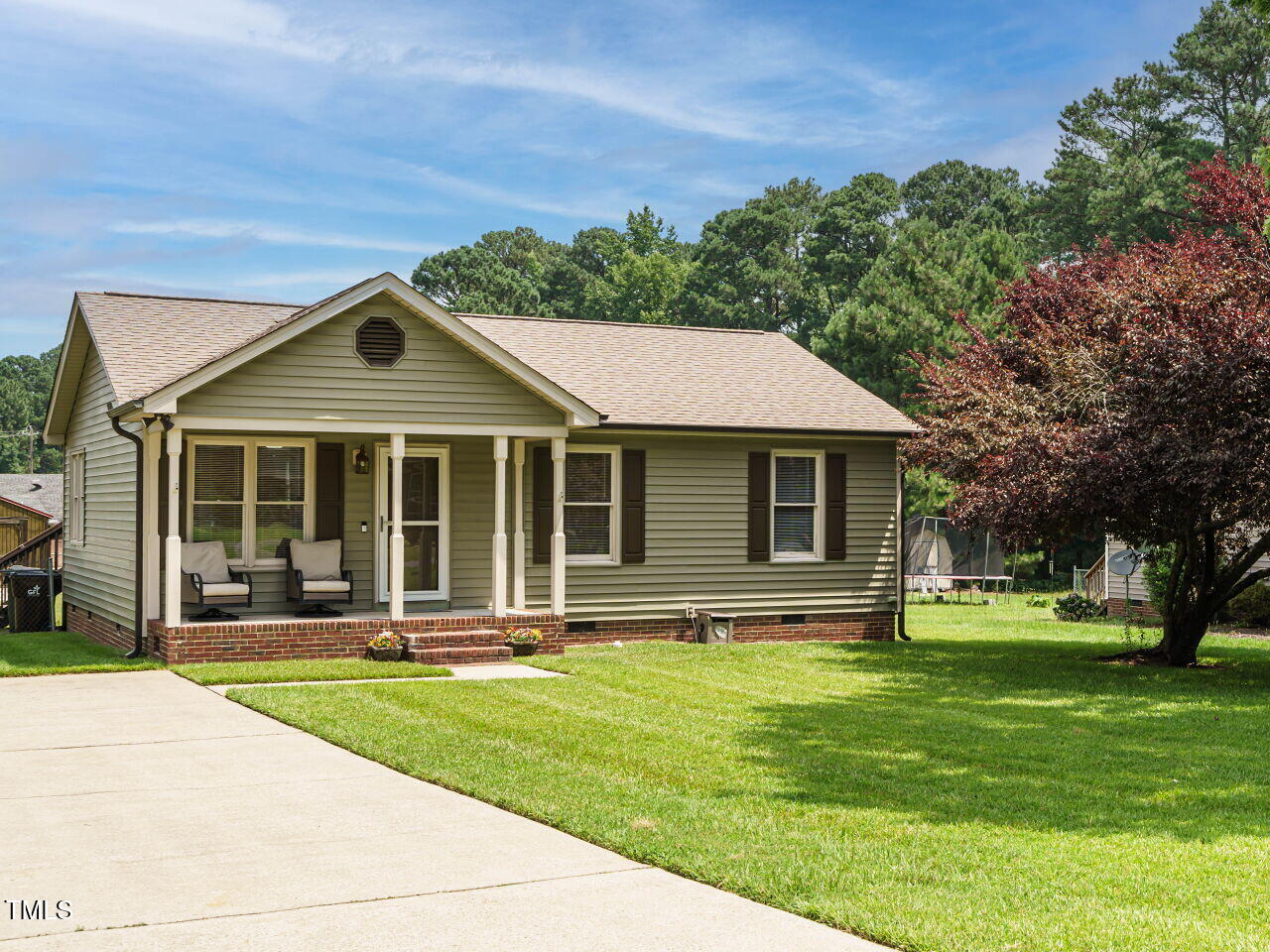 635 Raymond Drive