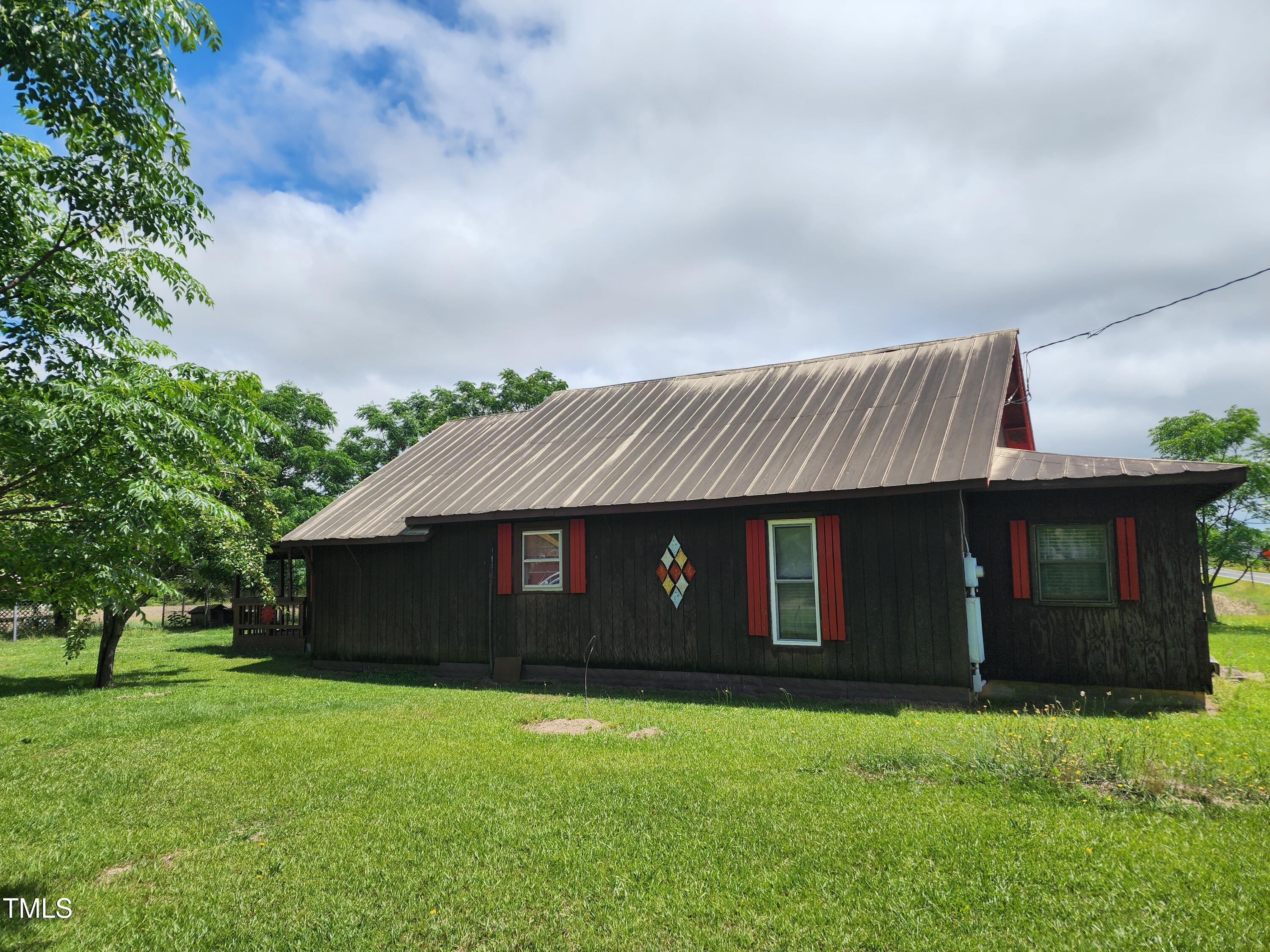 111 Matthews Mill Pond Road