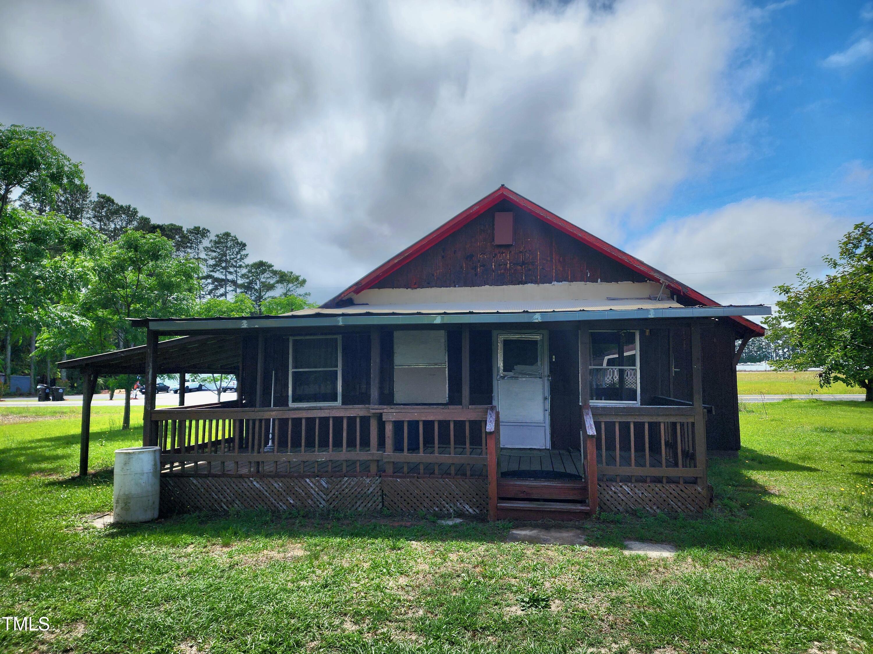 111 Matthews Mill Pond Road