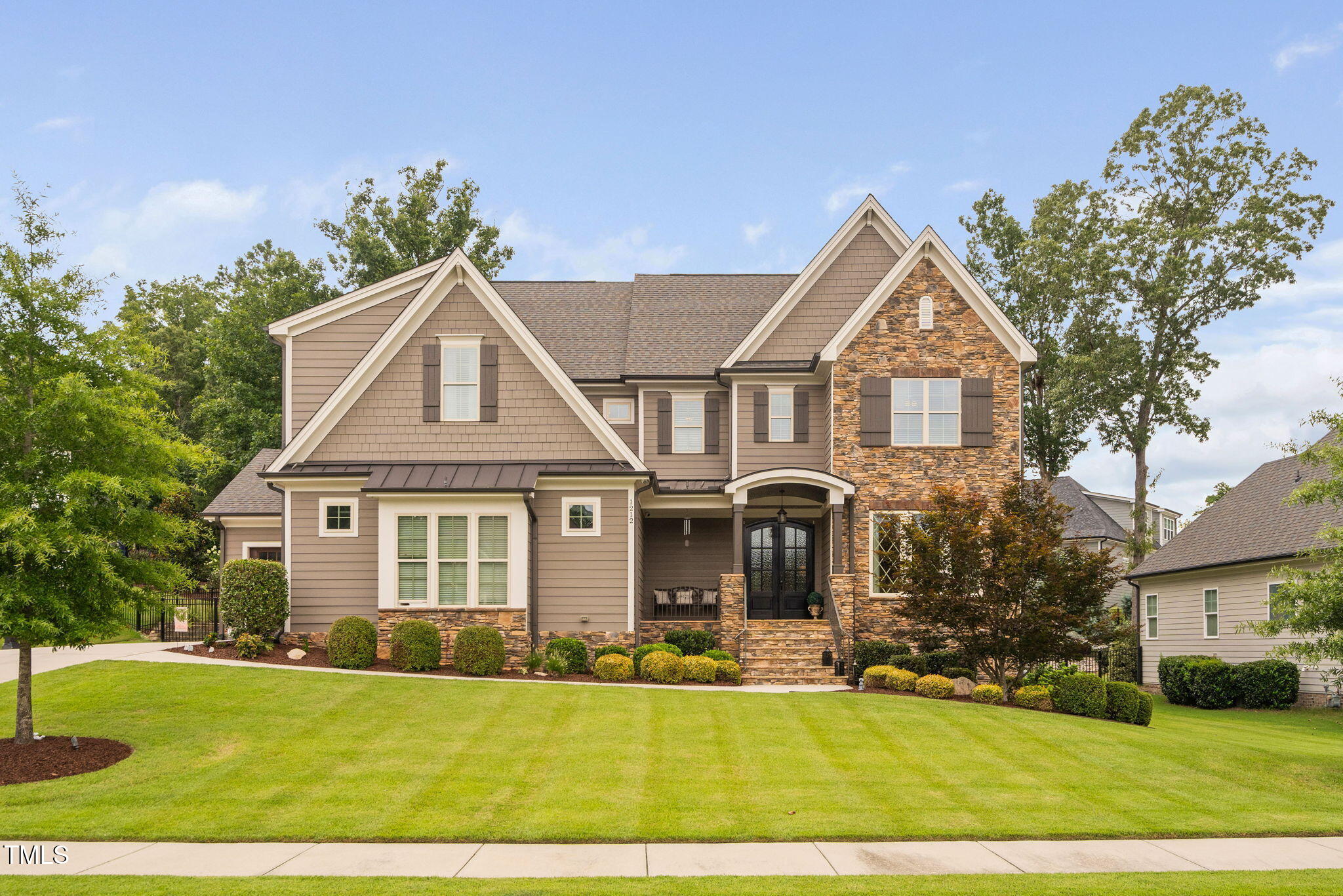 1212 Mackinaw Drive