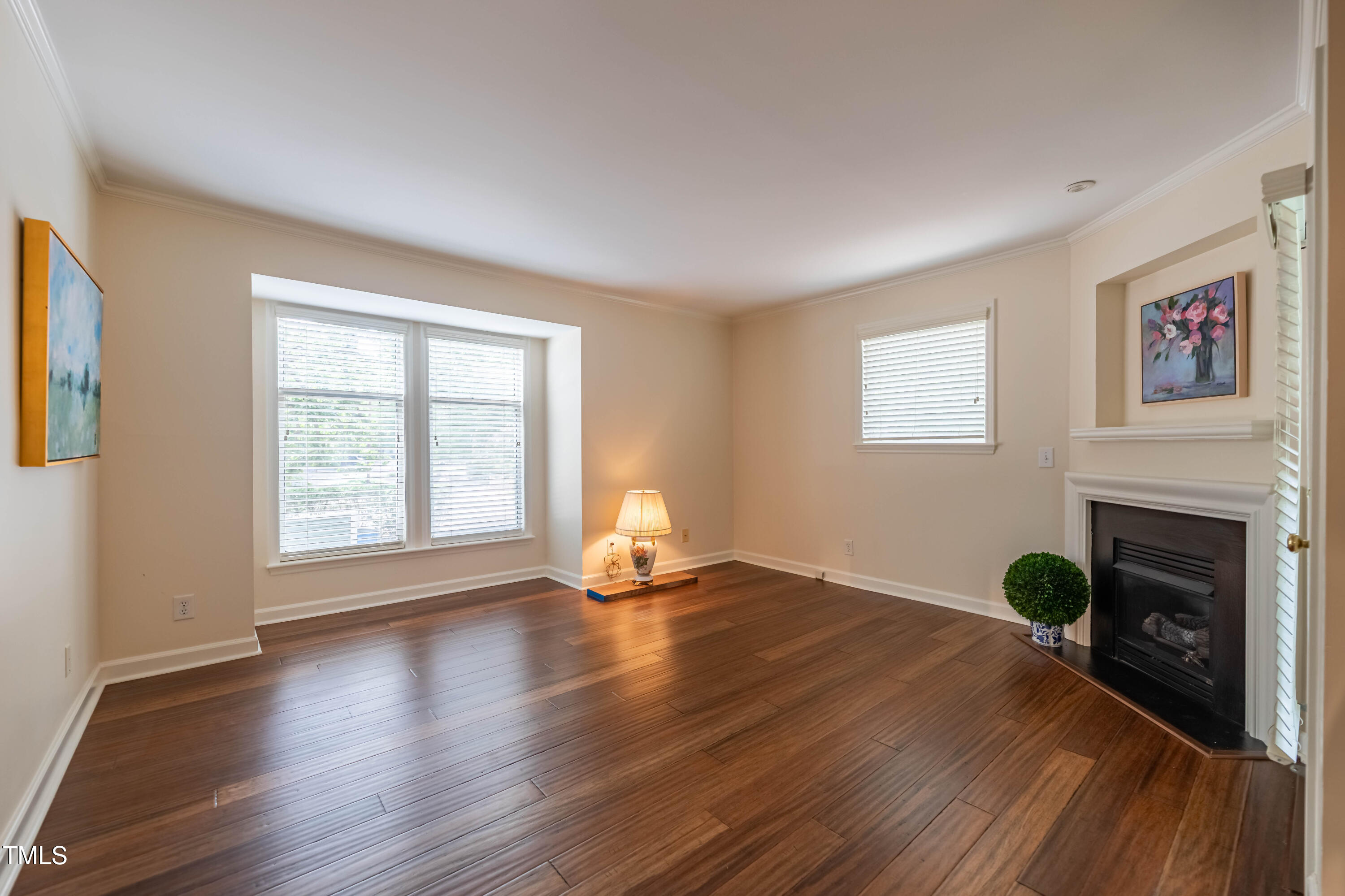 1211 Westview Lane 201