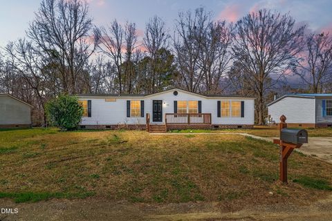 1120 Pasture Lane Fayetteville NC 28312