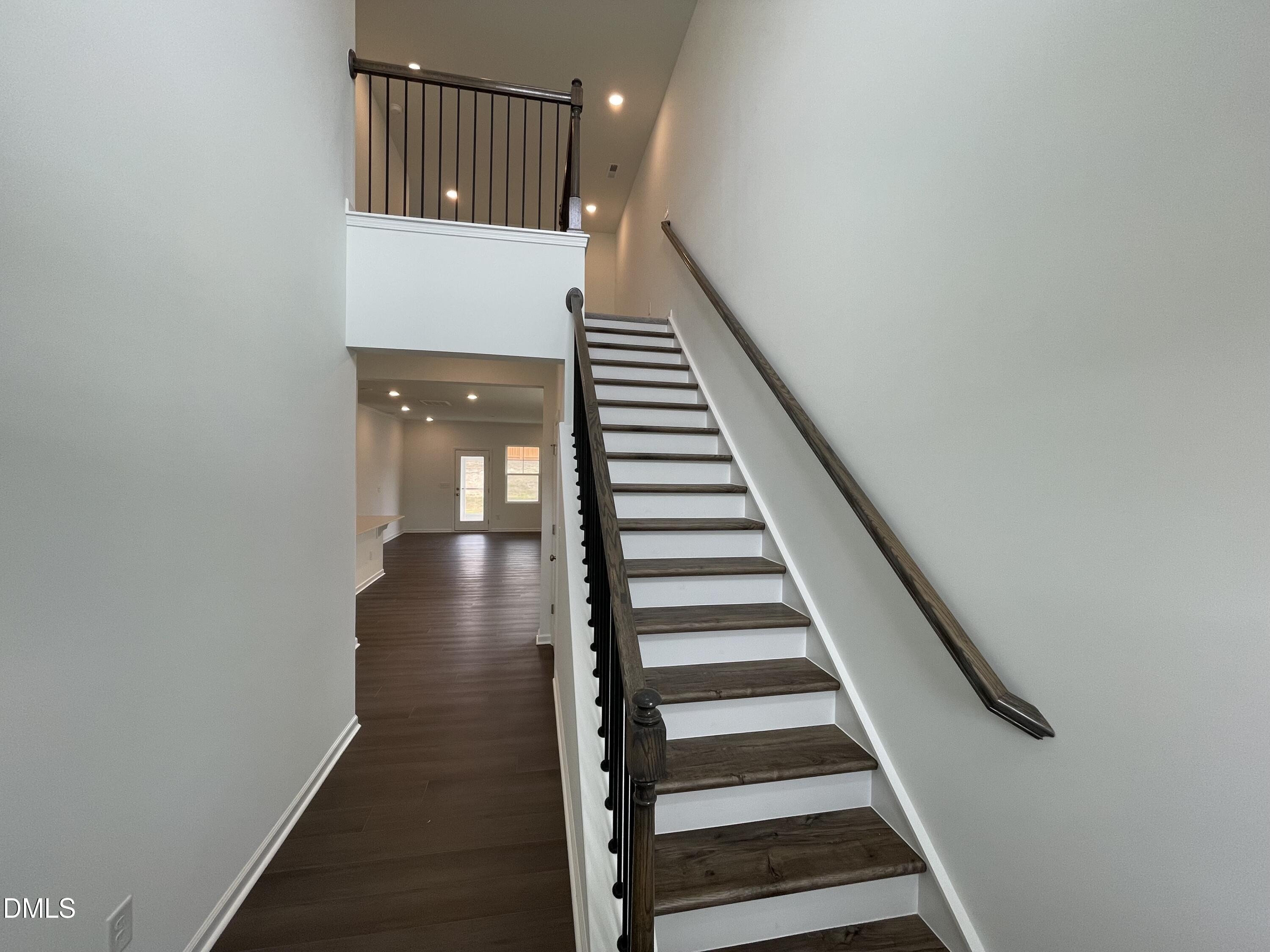 160 N Finley Landing Parkway