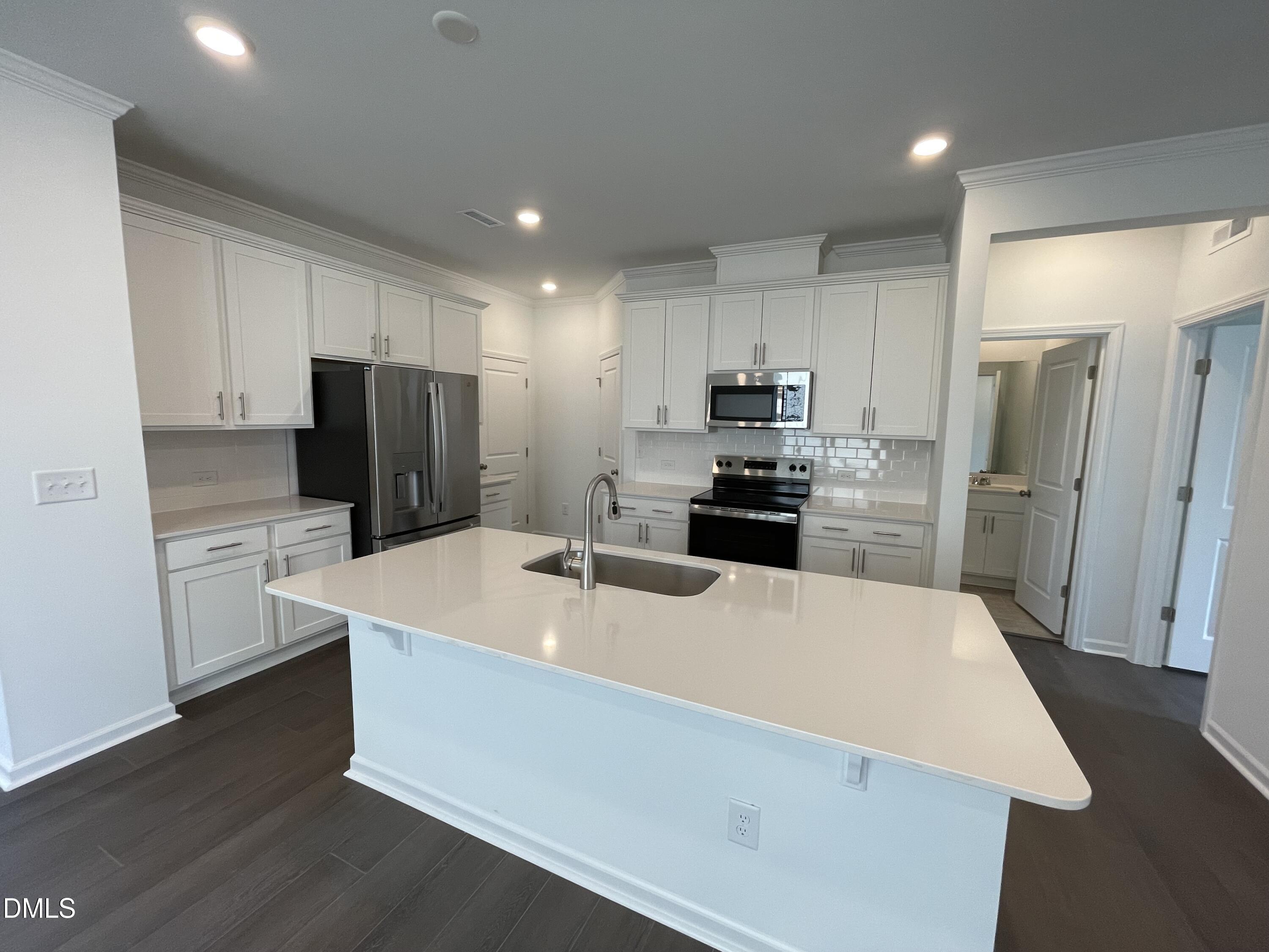 160 N Finley Landing Parkway
