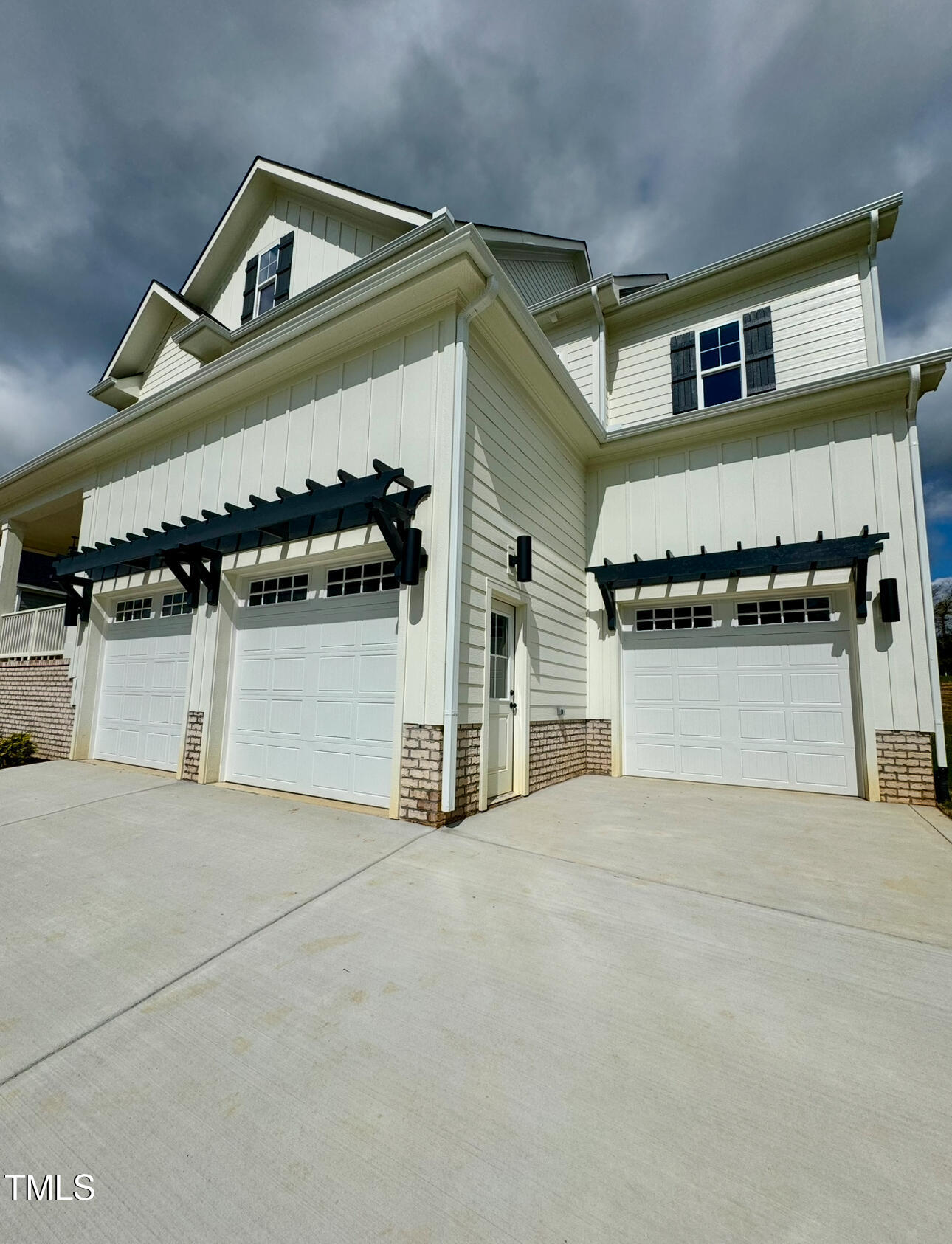 1229 Azalea Garden Circle