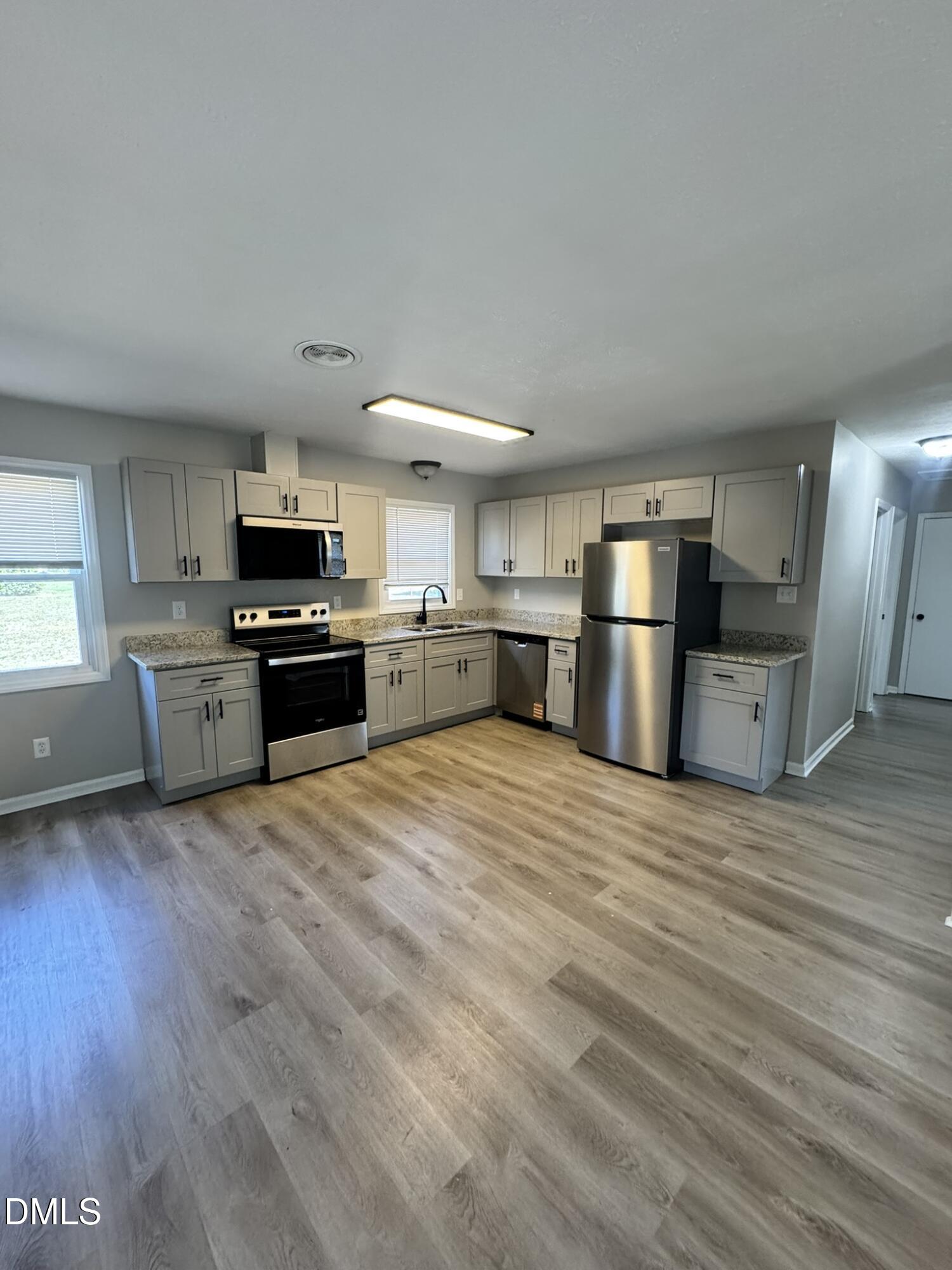 5543 Livingston Drive