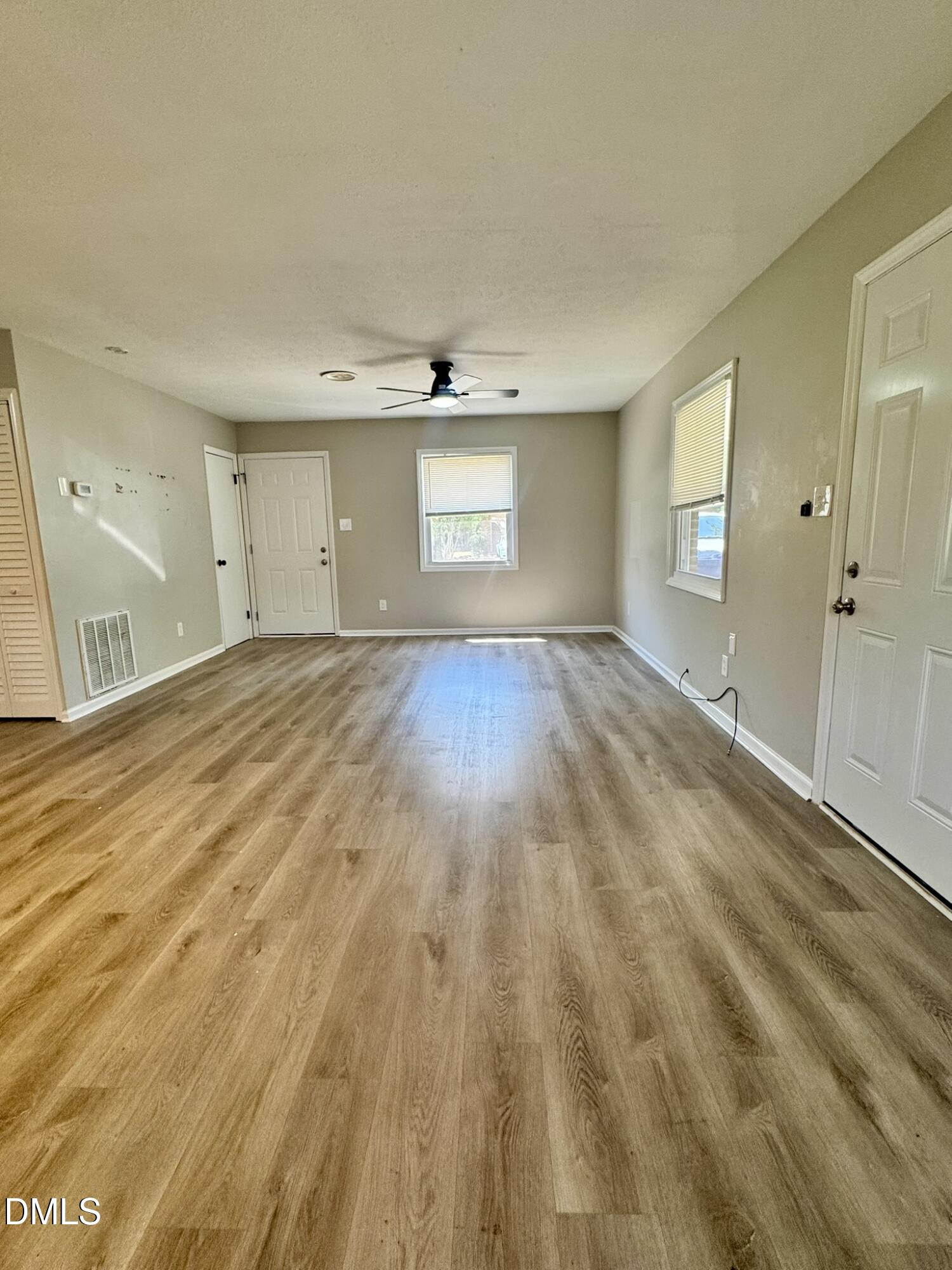5543 Livingston Drive