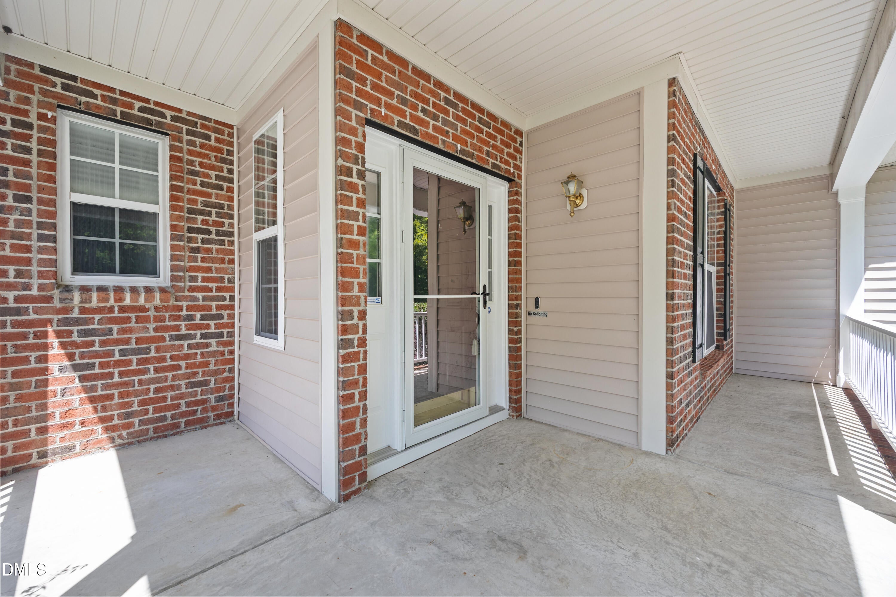 2614 Oleander Drive