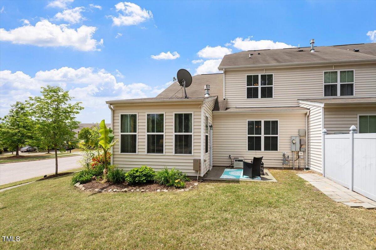 2737 Casper Creek Lane