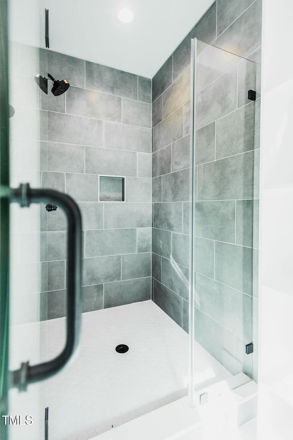 Durham, North Carolina 27704, United States, 4 Bedrooms Bedrooms, ,4 BathroomsBathrooms,Residential,Active,156895