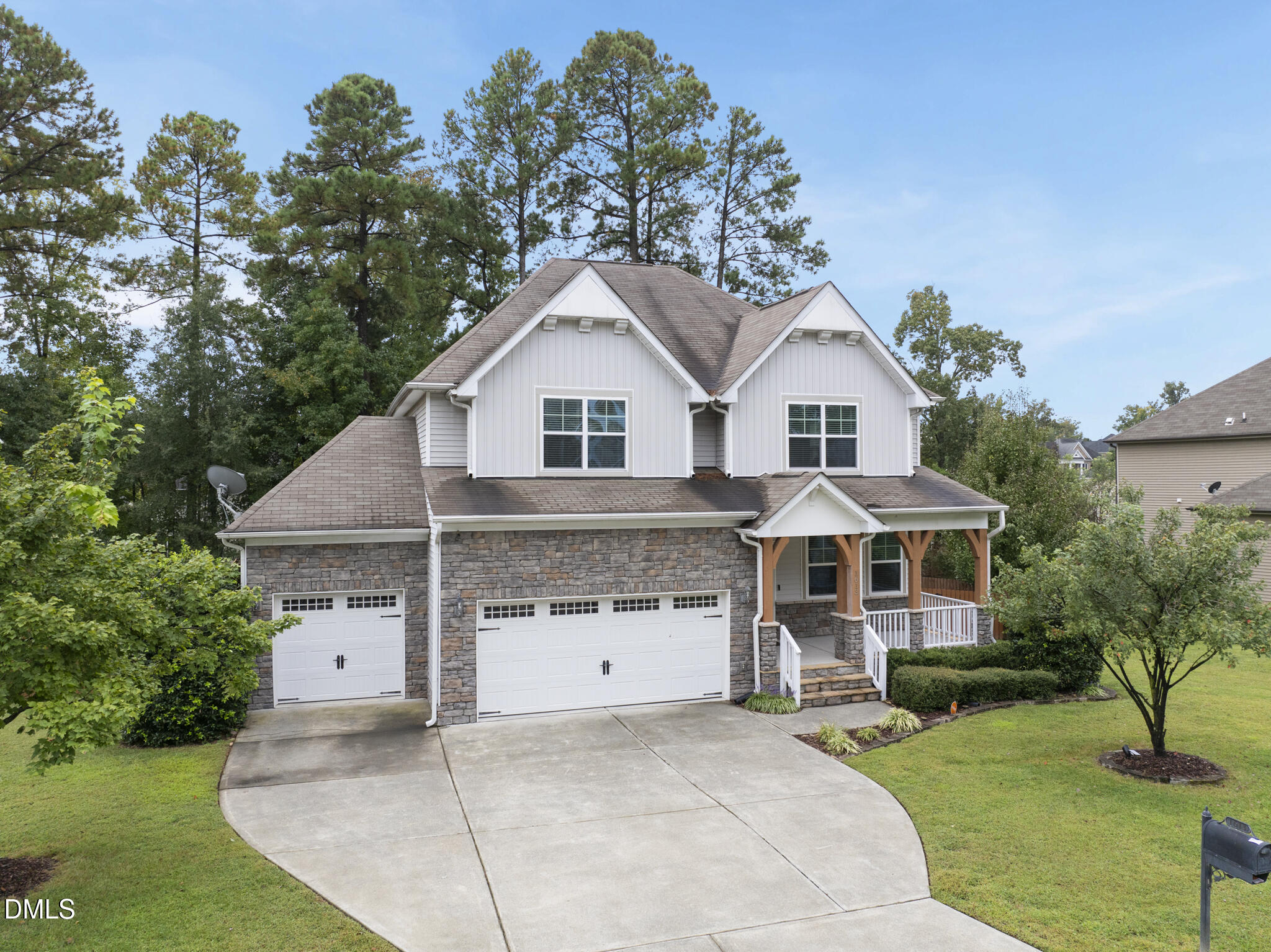 Durham, North Carolina 27703, United States, 4 Bedrooms Bedrooms, ,5 BathroomsBathrooms,Residential,Active,210313