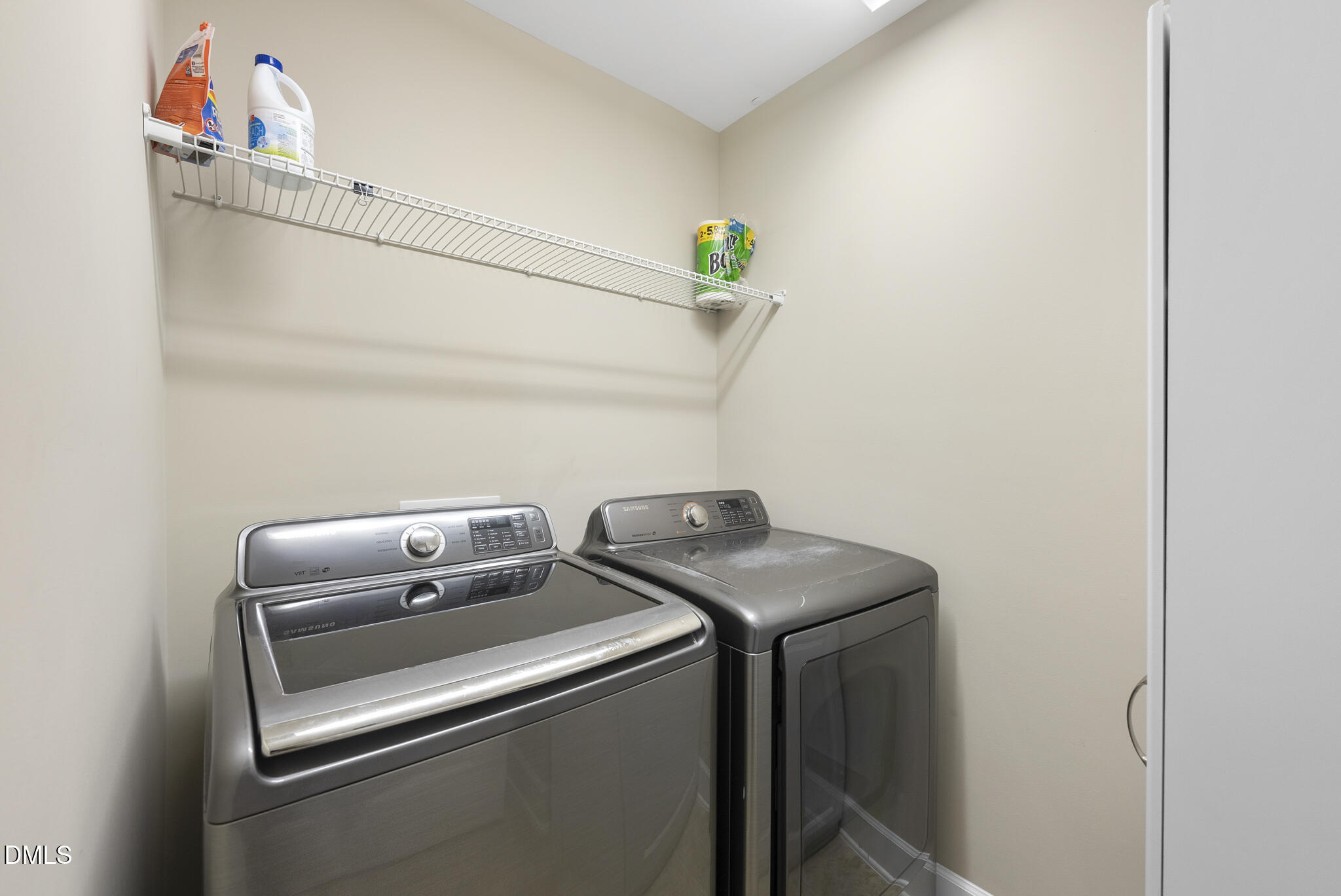 Durham, North Carolina 27703, United States, 4 Bedrooms Bedrooms, ,5 BathroomsBathrooms,Residential,Active,210313