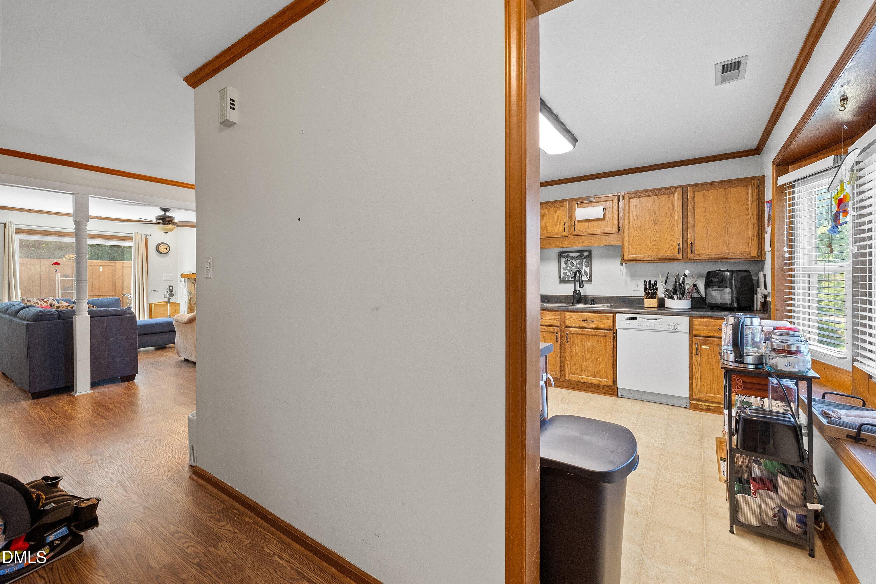 5433 Pine Top Circle