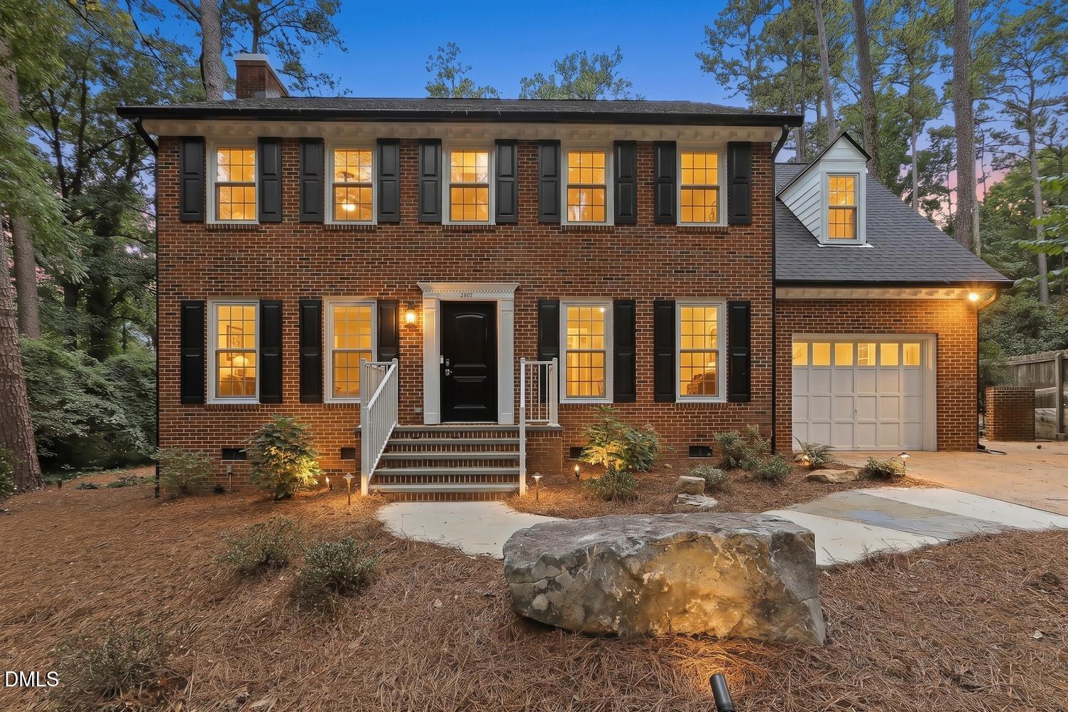 5817 Hedgemoor Drive