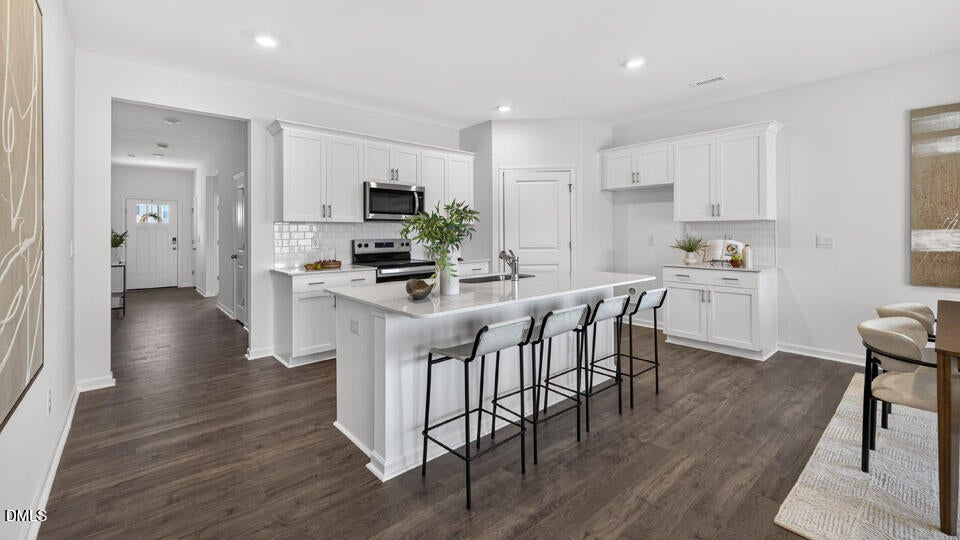 25 Winding River Way