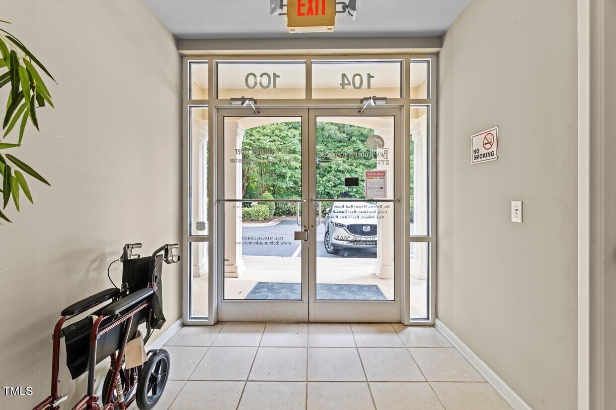 930 SE Cary Parkway 104