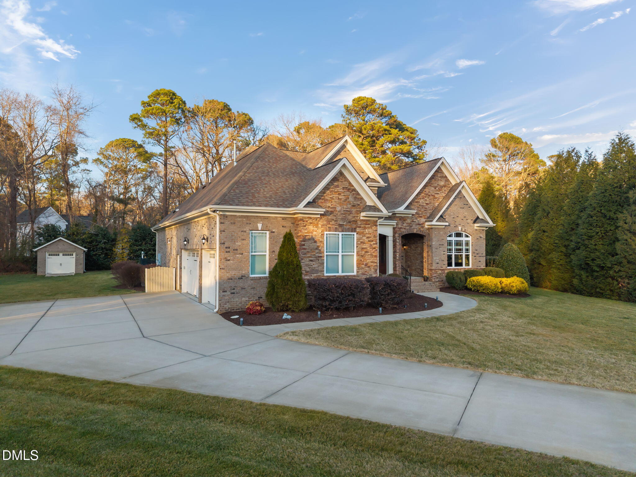 5700 Accipiter Court