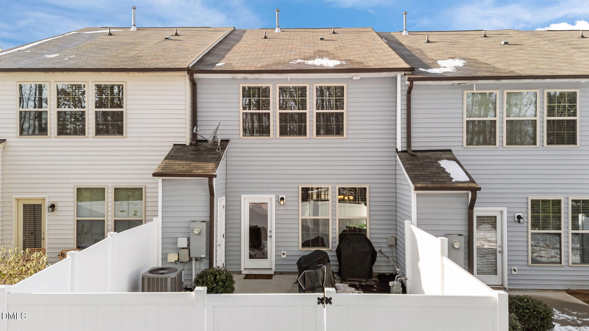 12 E Willow Trace Way