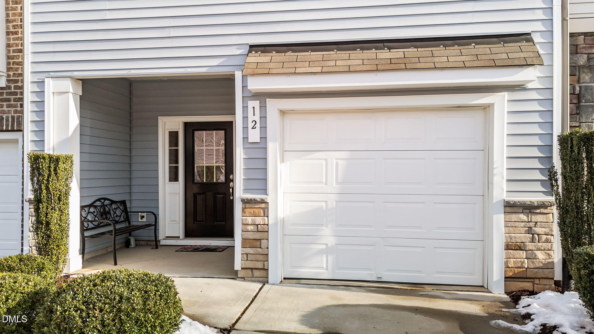 12 E Willow Trace Way