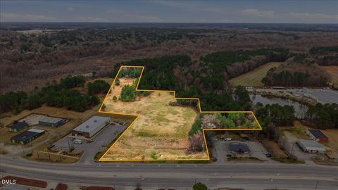 429 W Market Smithfield NC 27577