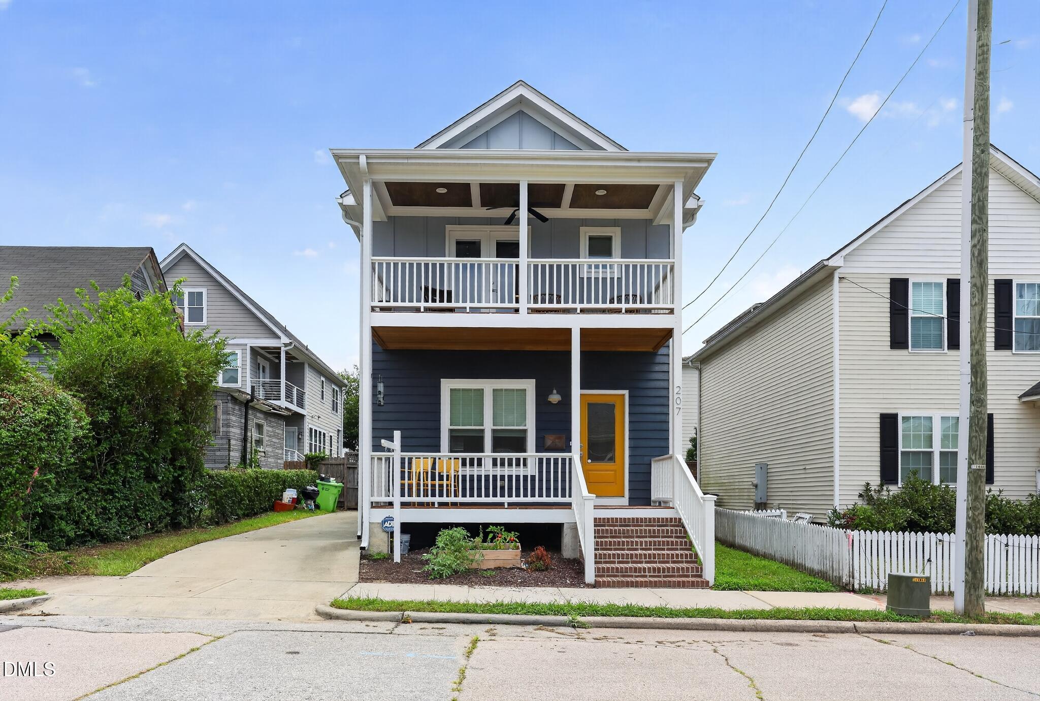 207 Camden Street