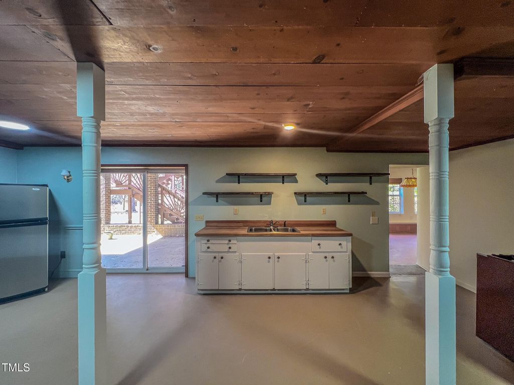 listing image 55