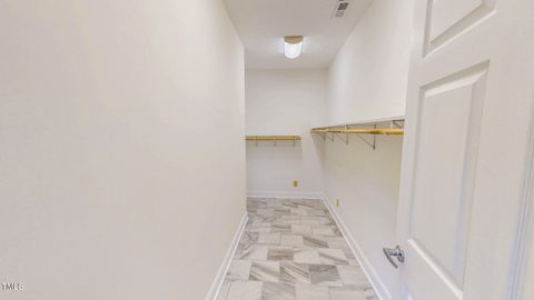 listing image 38