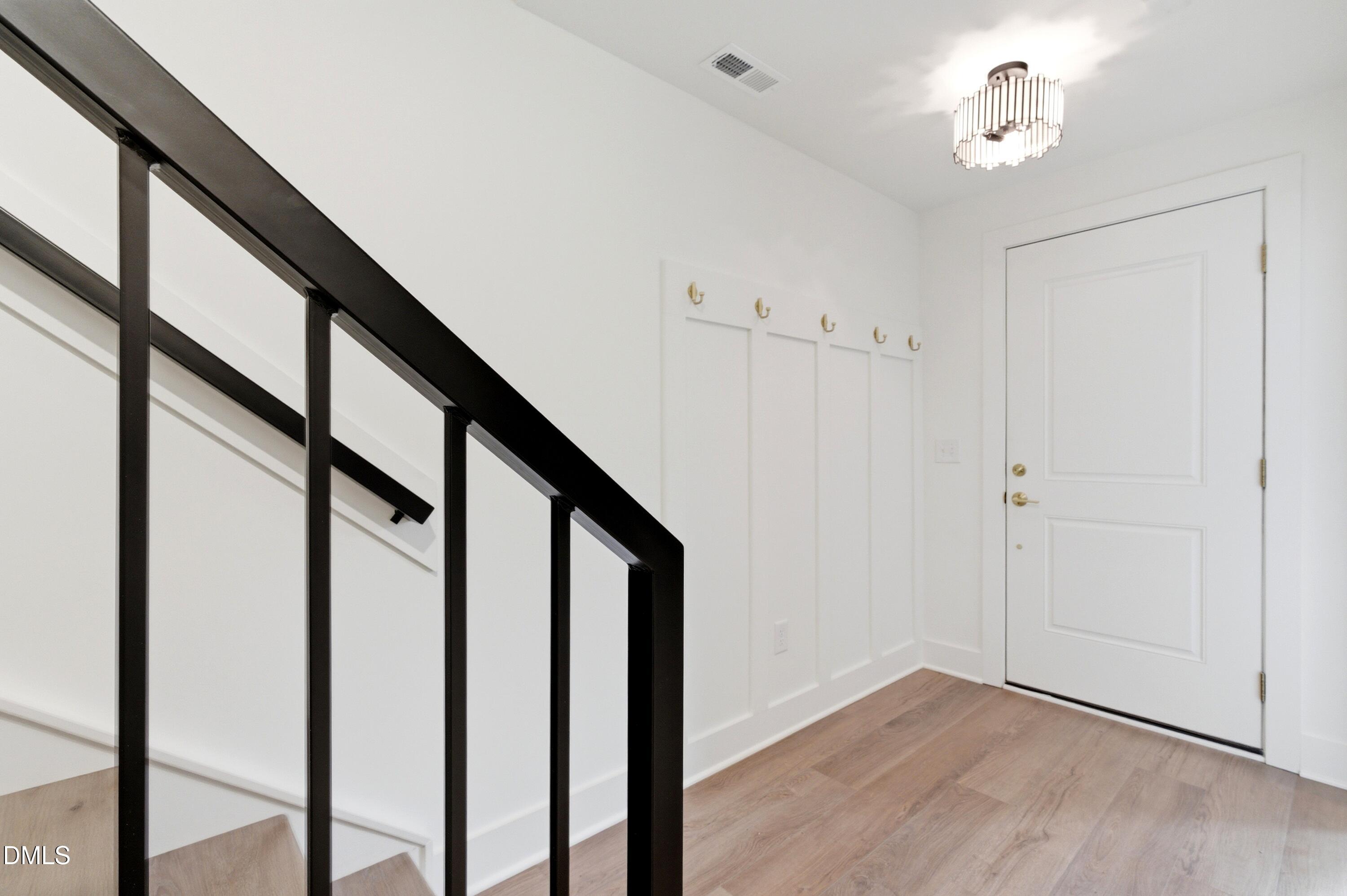 710 W North Street 102