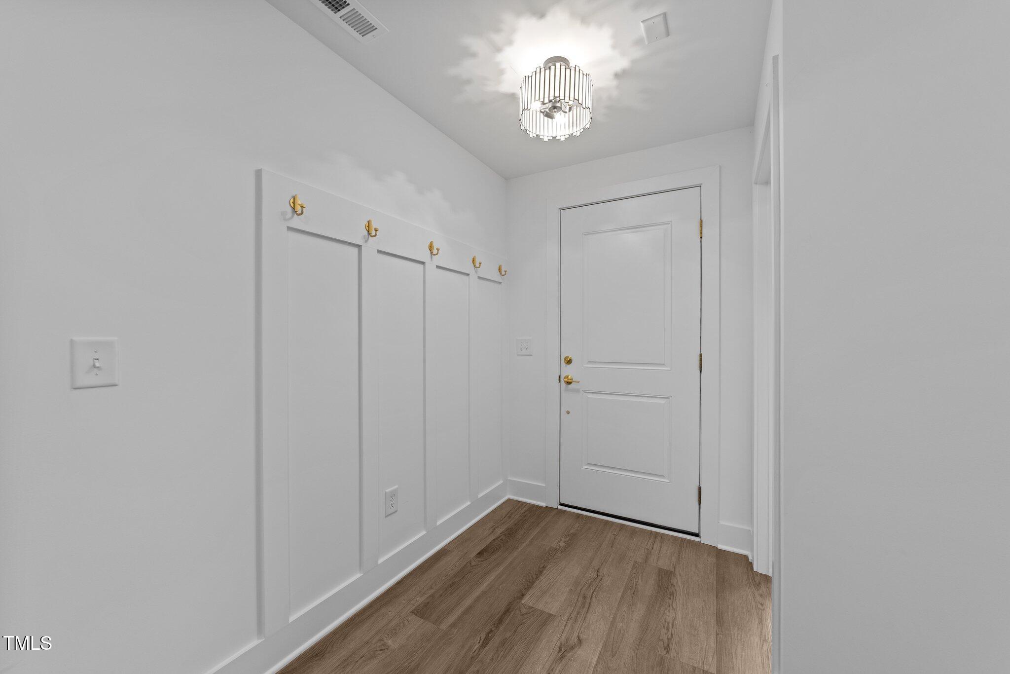710 W North Street 102