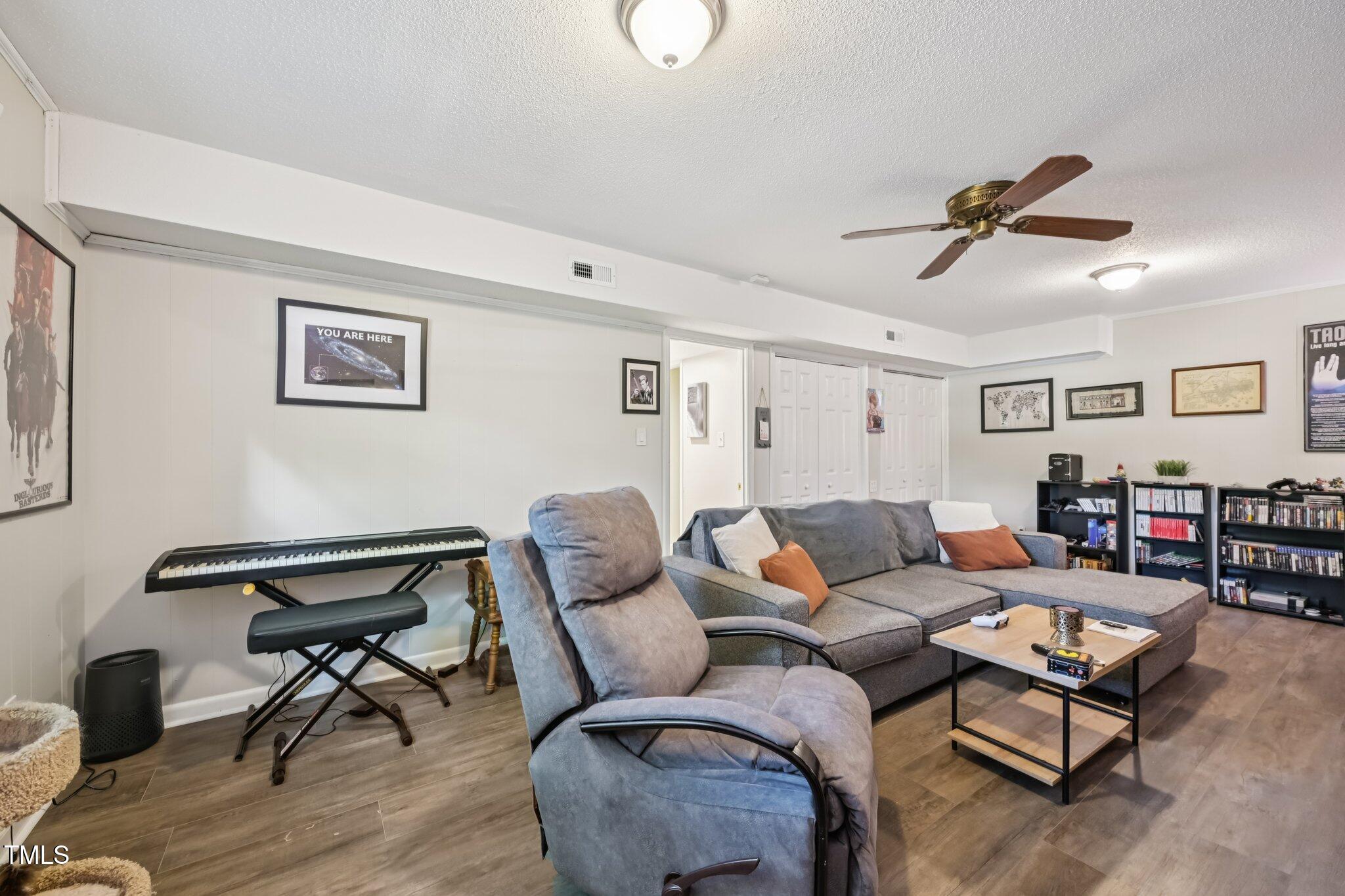 1607 Sycamore Drive