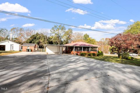 A home in Lillington