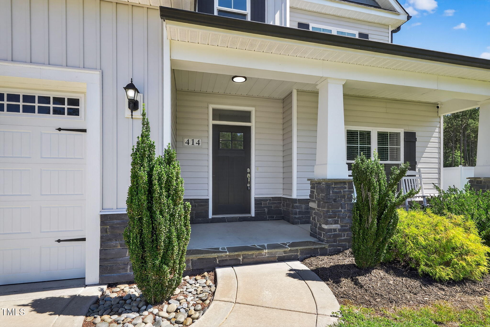 414 Fallingbrook Drive