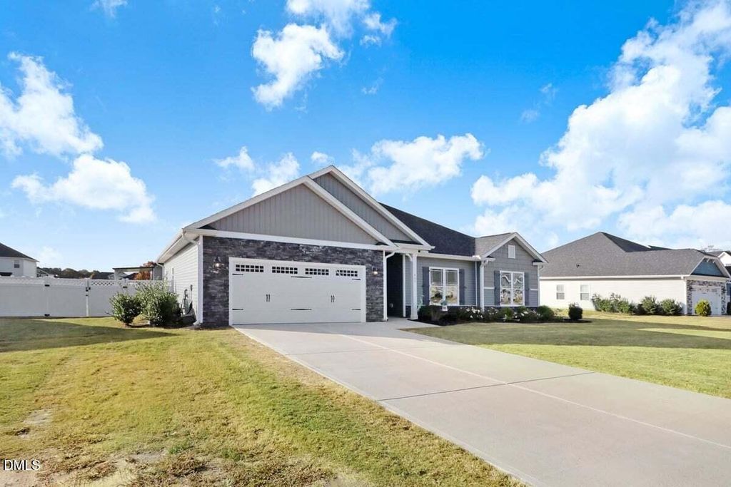 Photo of 805 Madison Ann Drive, La Grange, NC 28551 (MLS # 10132206)