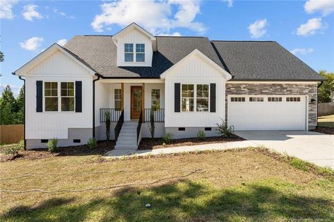 106 Camberly Lane Aberdeen NC 28315