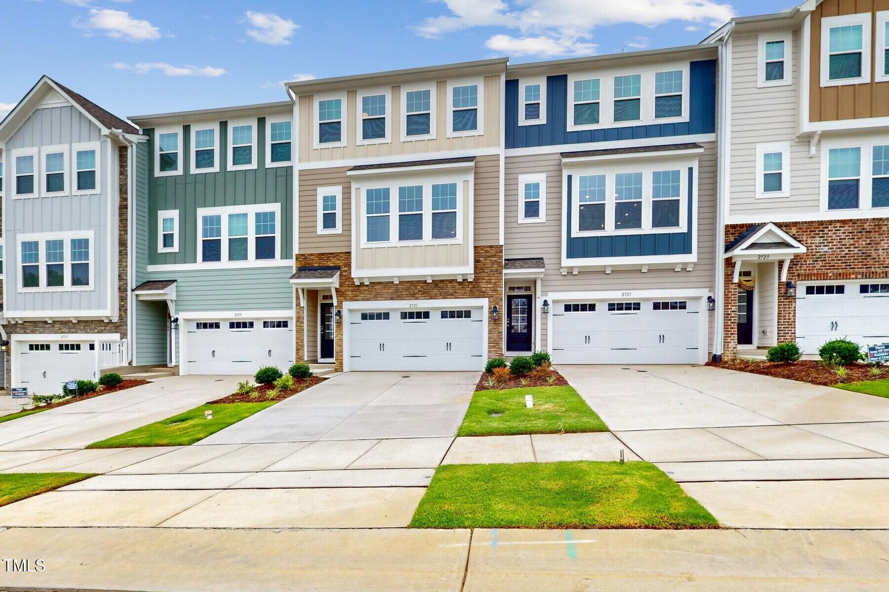 2721 Hunter Woods Drive #565