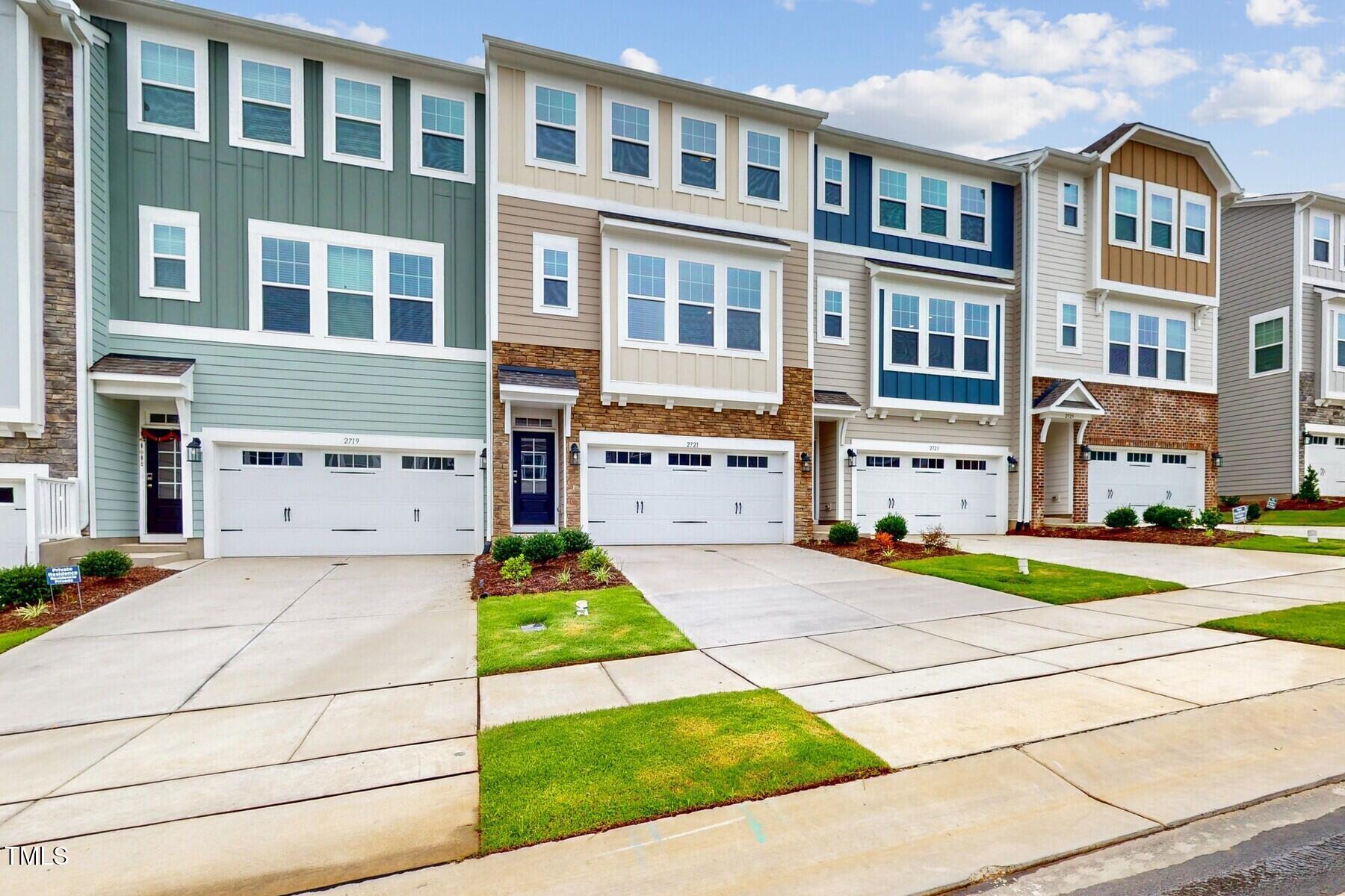 2721 Hunter Woods Drive #565