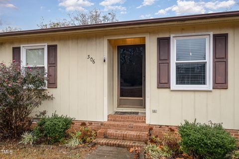 A home in Broadway