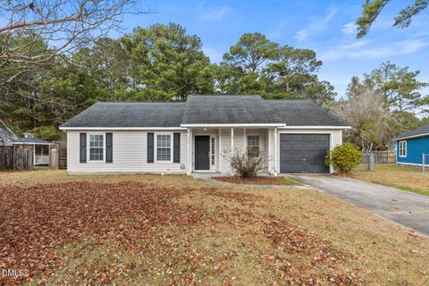 121 Hunting Green Drive Jacksonville NC 28546