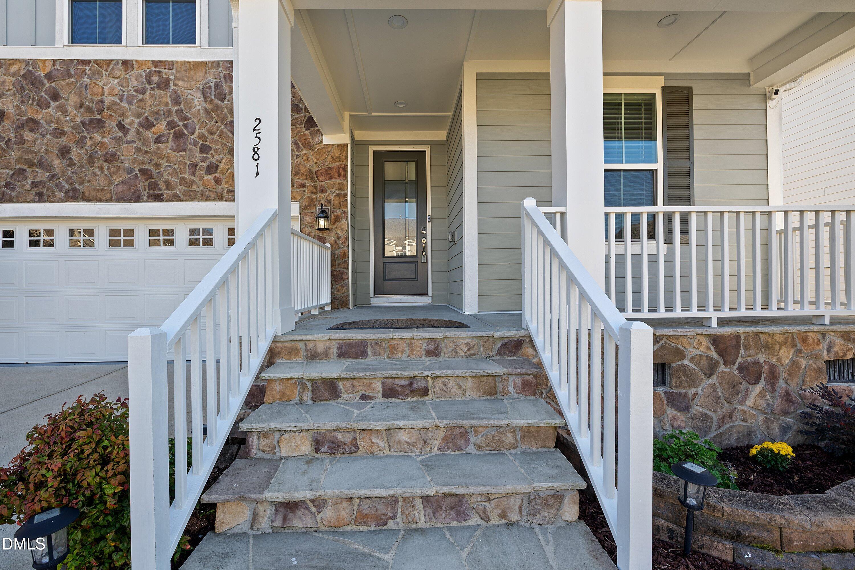 2581 Vining Branch Way