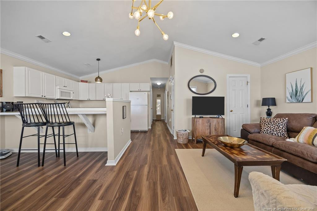 3883 W Wilson Street