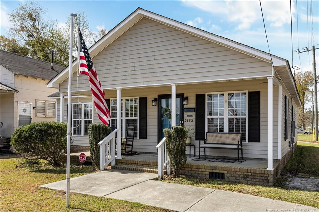 3883 W Wilson Street