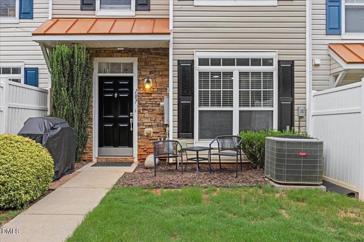 2220 Raven Road 107